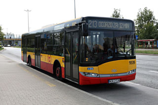 Komunikacja miejska 15 sierpnia. Jak jeżdżą autobusy i tramwaje?