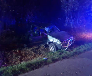 Wypadek w Mleczkowie! Dwie osoby przewiezione do szpitala