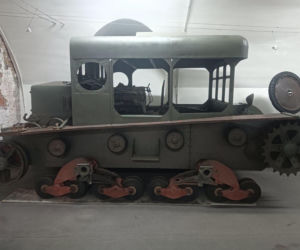 Ciągnik artyleryjski C7P odzyska gąsienice. Muzeum Polskiej Techniki Wojskowej ogłasza plany