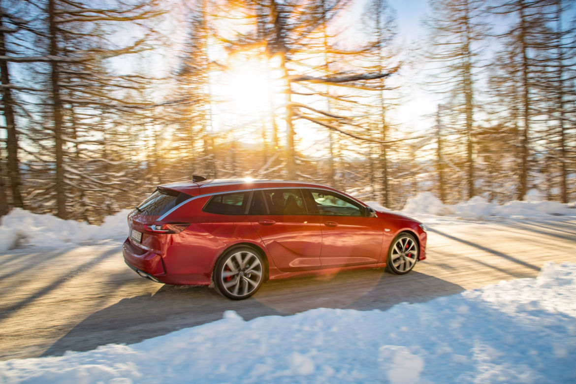 2020 Opel Insignia GSi AWD