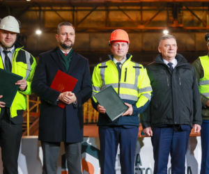 Nabycie Huty Częstochowa przez MON