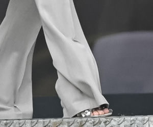 Justyna Steczkowska boso na śniegu