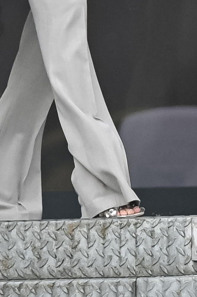 Justyna Steczkowska boso na śniegu