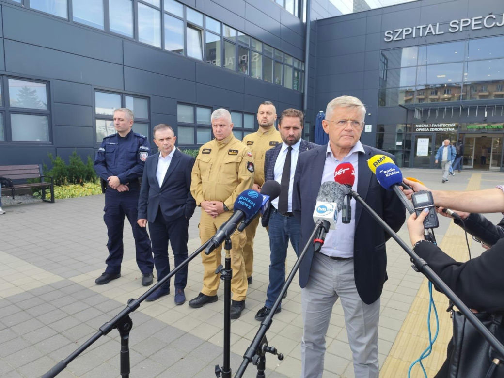 Pielęgniarki na kolanach wywoziły pacjentów przykutych do łóżek! Horror w krakowskim szpitalu