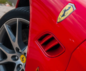 Ferrari California 4.3 490 KM 7AT