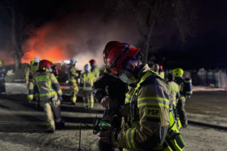 Pożar w zakładzie utylizacji opon w Rożentalu