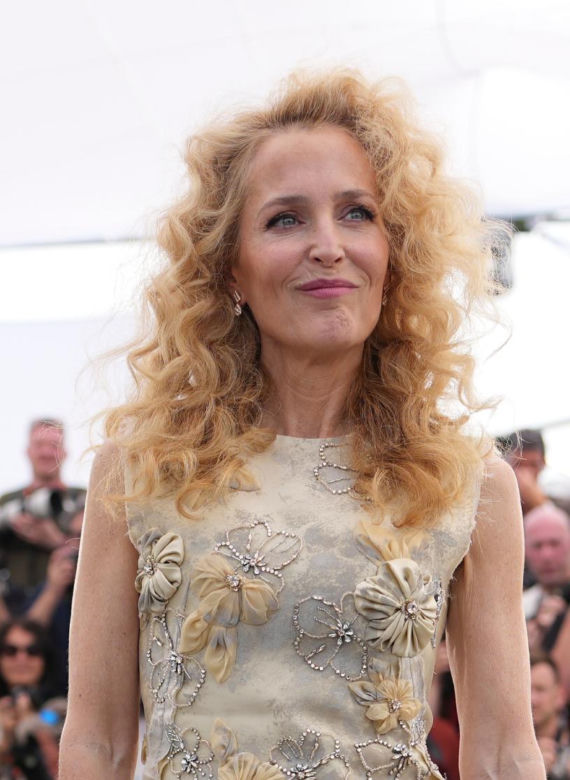 Gillian Anderson