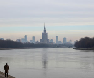 Szara Warszawa na piątek. Czy weekend przyniesie upragnione słońce?