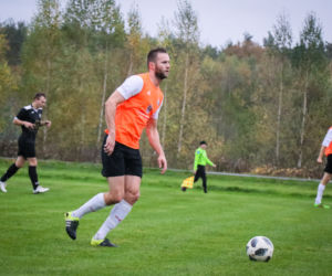 Start Toruń wygrywa po zaciętym meczu w Klamrach - zdjęcia z meczu