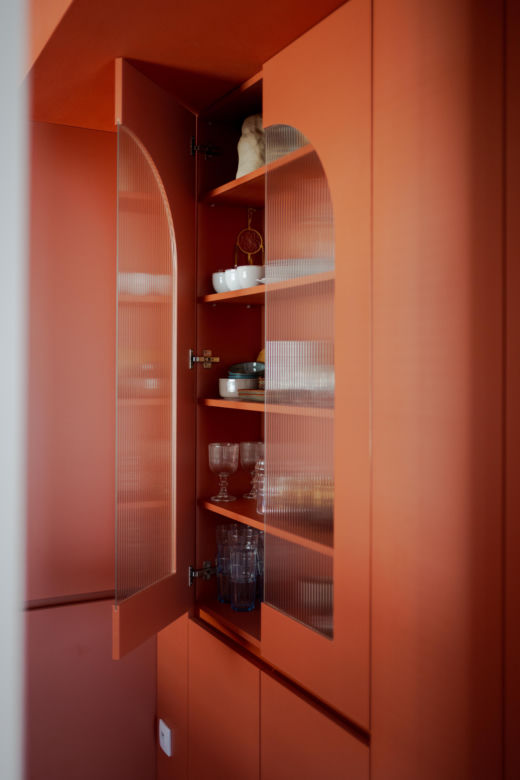 Nail Polish Inspired Interior: Hybryda mieszkania i studia fotograficznego na 63 metrach
