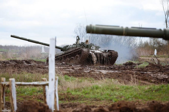 Rosja reanimuje zimnowojenny "złom". Modernizacja czołgów T-72A jako desperacka próba łatania strat