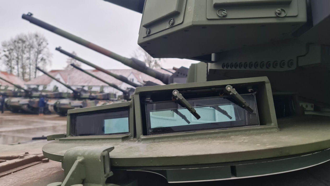 Błaszczak przekazał K2. Koreańskie czołgi już w Morągu