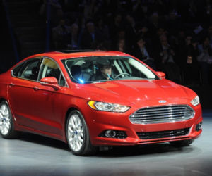 Ford Mondeo na salonie samochodowym w Detroit