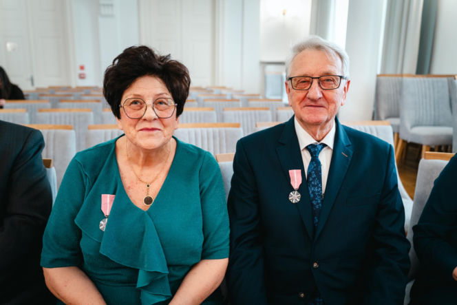 Złoty Gody par małżeńskich w Siedlcach - wręczenie pamiątkowych medali