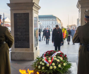 Rafał Trzaskowski złożył kwiaty przy Grobie Nieznanego Żołnierza