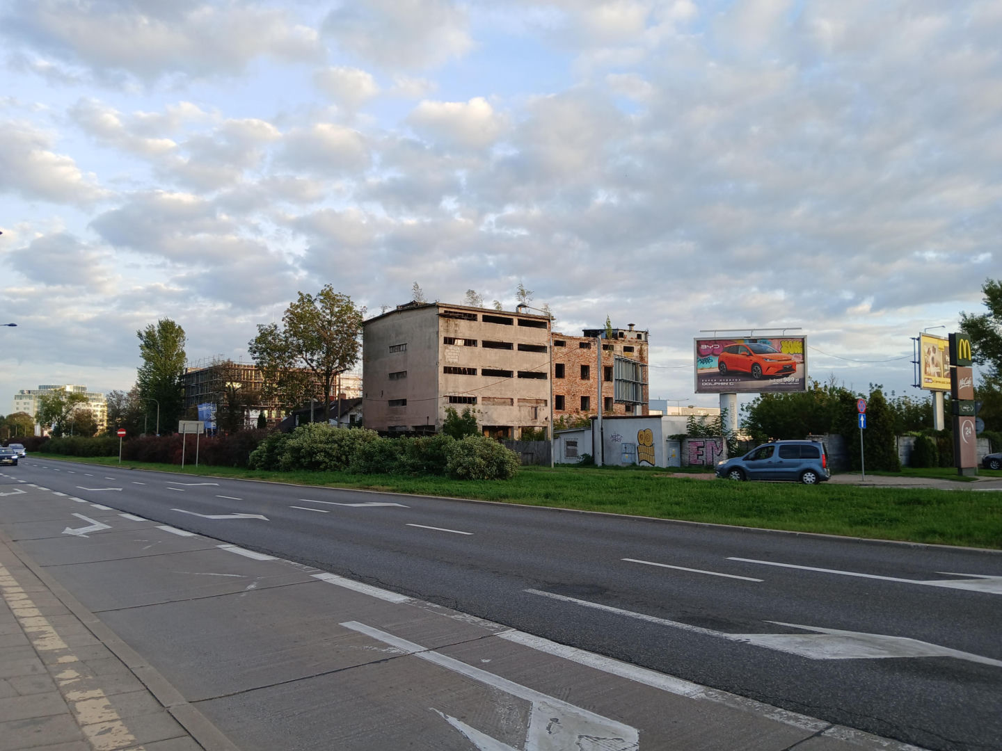 Dawny młyn elektryczny W. Kawczyńskiego przy ul. KOR w Warszawie