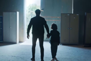 Dziedzictwo, odcinek 862: Yaman umiera na oczach Nany i Yusufa. Oddał życie, by ocalić bratanka