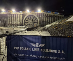 TBM Jadwiga zakończyła drążenie tunelu kolejowego pod Pisarzową