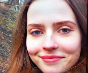 17-letnia Dominika Paćkowska wyszła do kościoła i zniknęła bez śladu. Kamera nagrała niepokojący moment