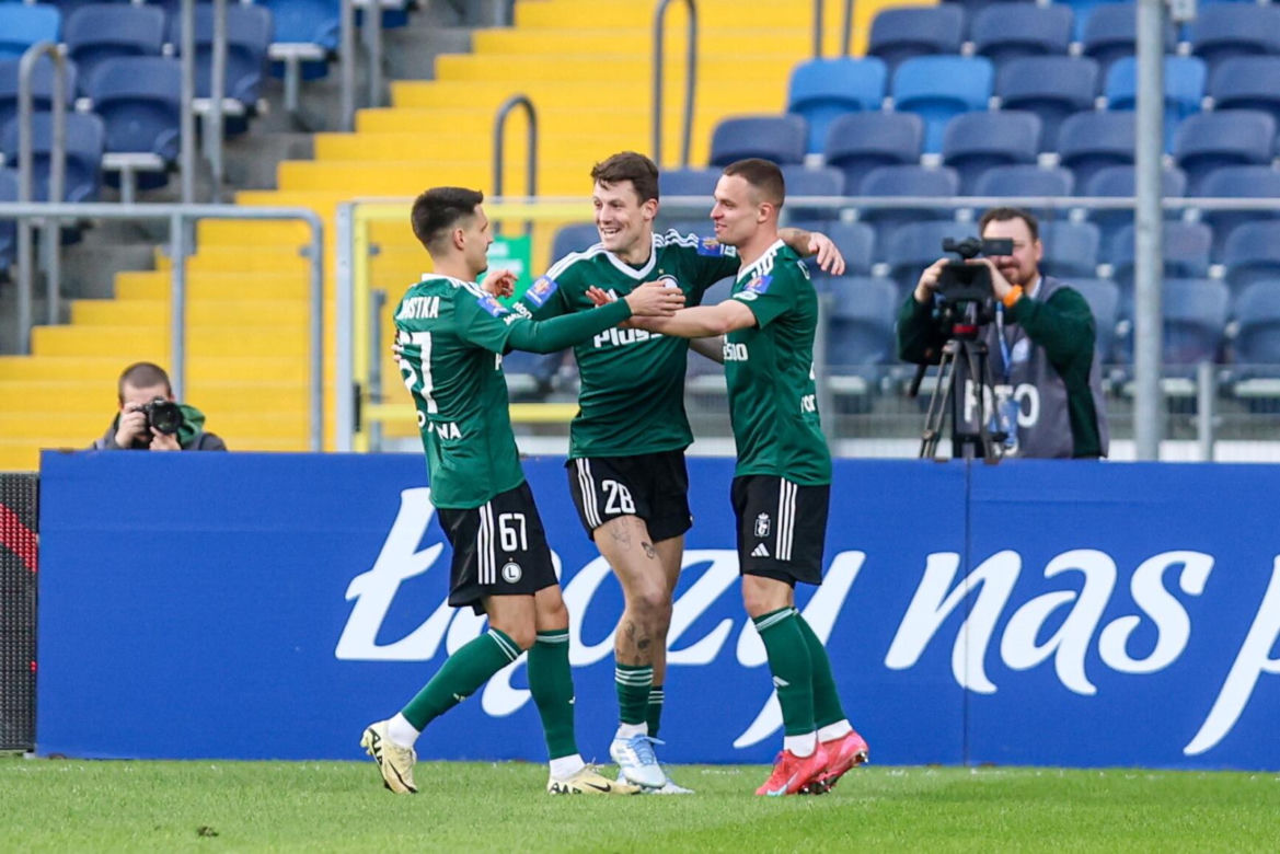 Ruch Chorzów - Legia Warszawa na Stadionie Śląskim. Sromotna porażka Niebieskich