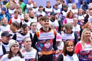 Łzy, nadzieja i drugie życie! Ten bieg zmienia wszystko. Jego 29. edycja przejdzie do historii 