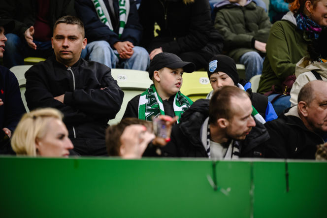 Lechia Gdańsk - Raków Częstochowa; Zdjęcia kibiców z meczu 30. kolejki PKO BP Ekstraklasy