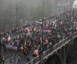 Marsz Niepodległości przeszedł przez most Poniatowskiego