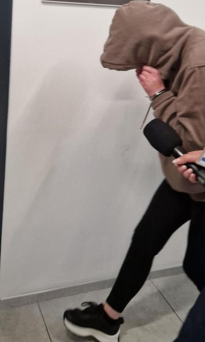 Spaliła kwasem ucho Julii. Rodzina broni wyrodnej matki, która latami torturowała 10-latkę