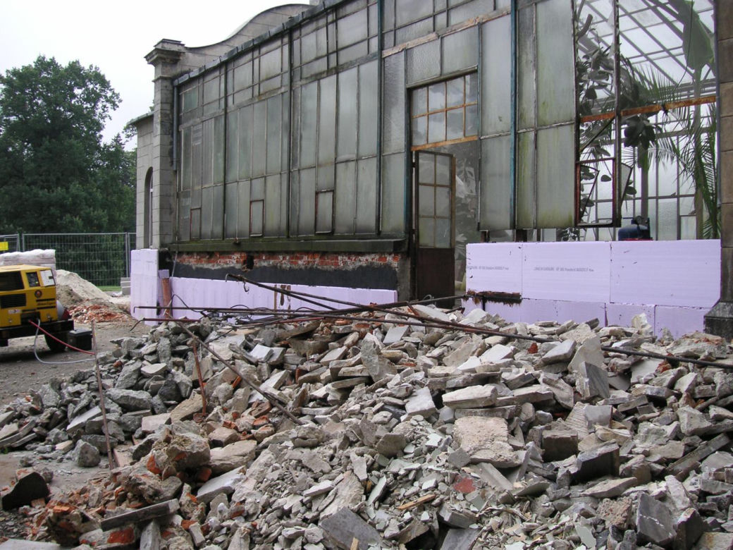 Metamorfoza Zamku w Mosznej. Z sanatorium w bajkowy hotel - tak przez lata zmieniał się jeden z najbardziej czarujących budynków w Polsce