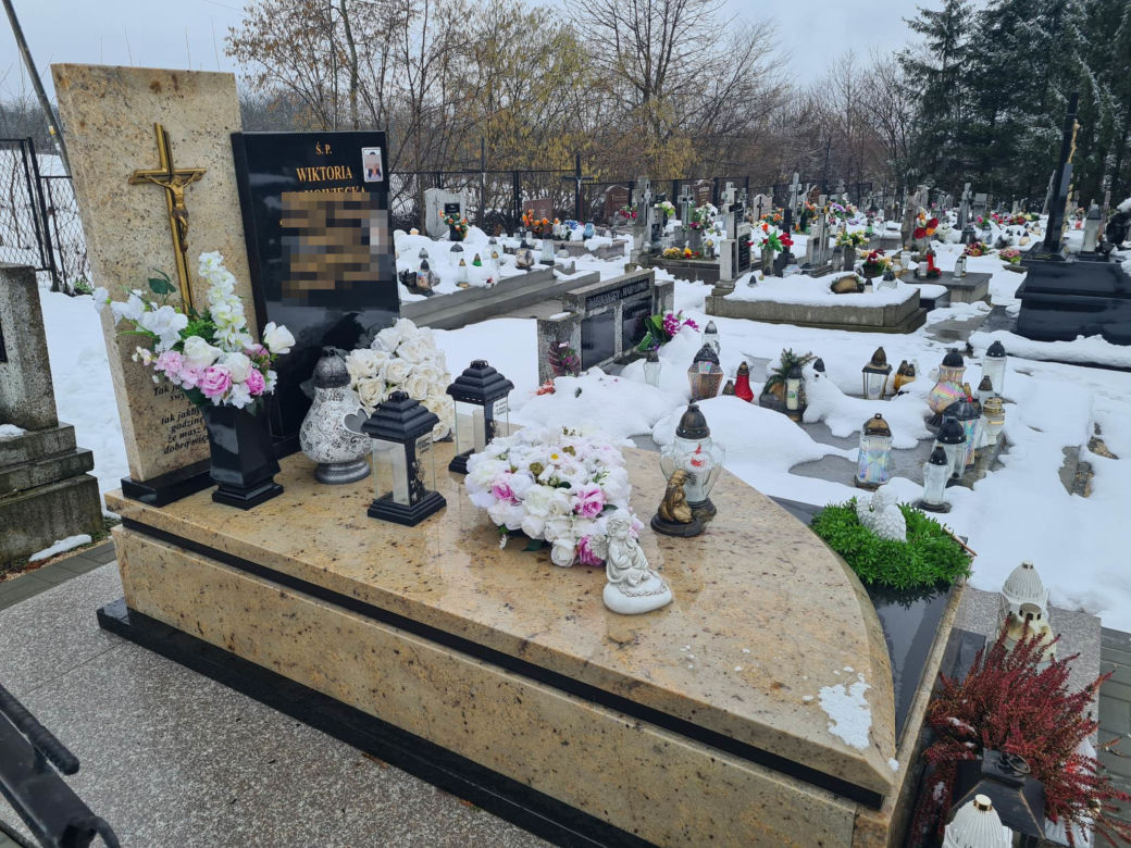 Groby Wiktorii i Konrada z powiatu przeworskiego [GALERIA]