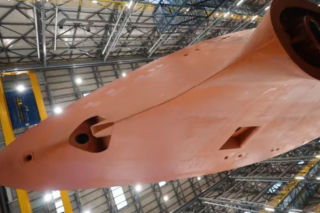 Wicher hula po hali kadłubowej  W kwietniu nadciągnie Huragan