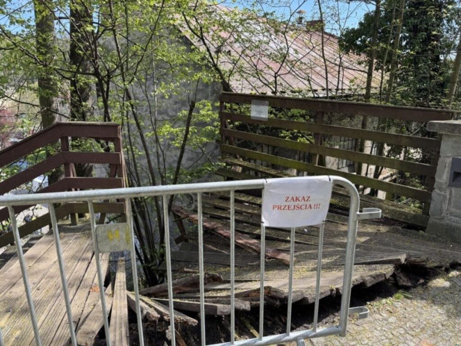 Zawalenie się schodów w Cieszynie