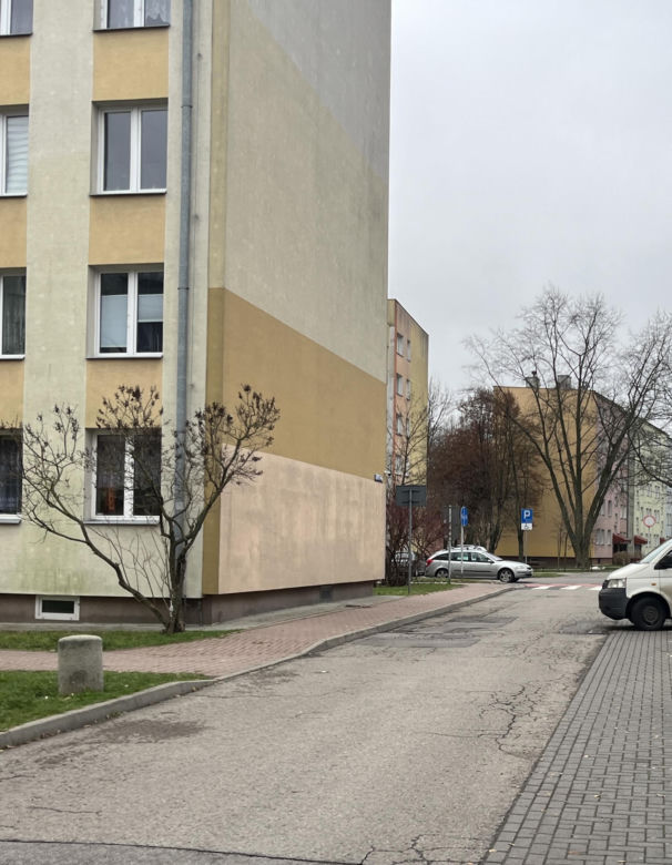 Seniorka nie dała się nabrać fałszywemu wnuczkowi. Pościg i areszt dla oszustów ze Śląska