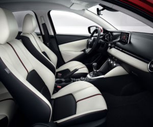 Mazda 2 2015