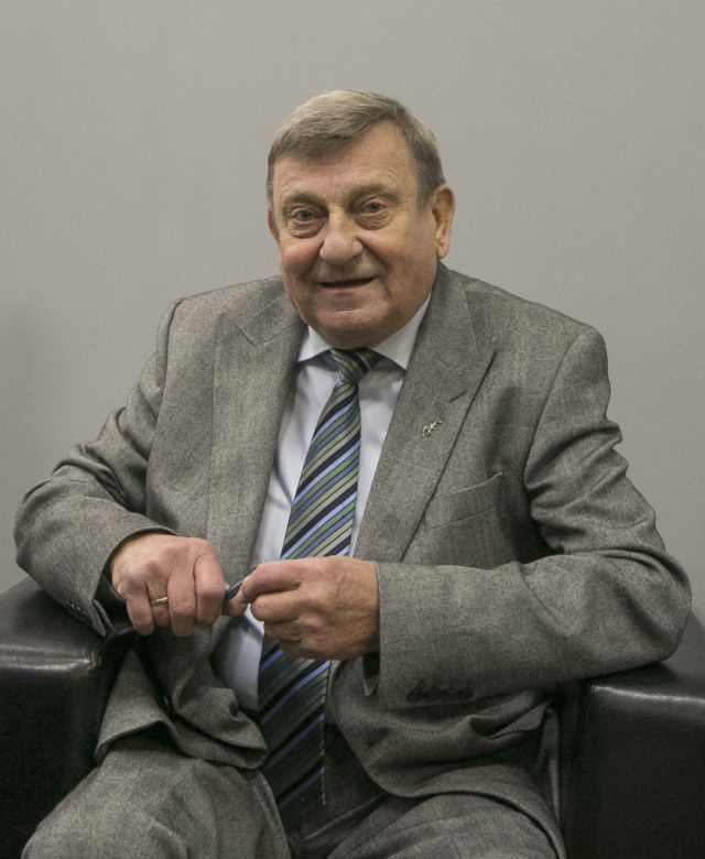 Tu pochowają gen. Hermaszewskiego. Nieprzypadkowe miejsce na grób 