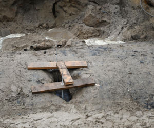 Odkopali zabytkowy most