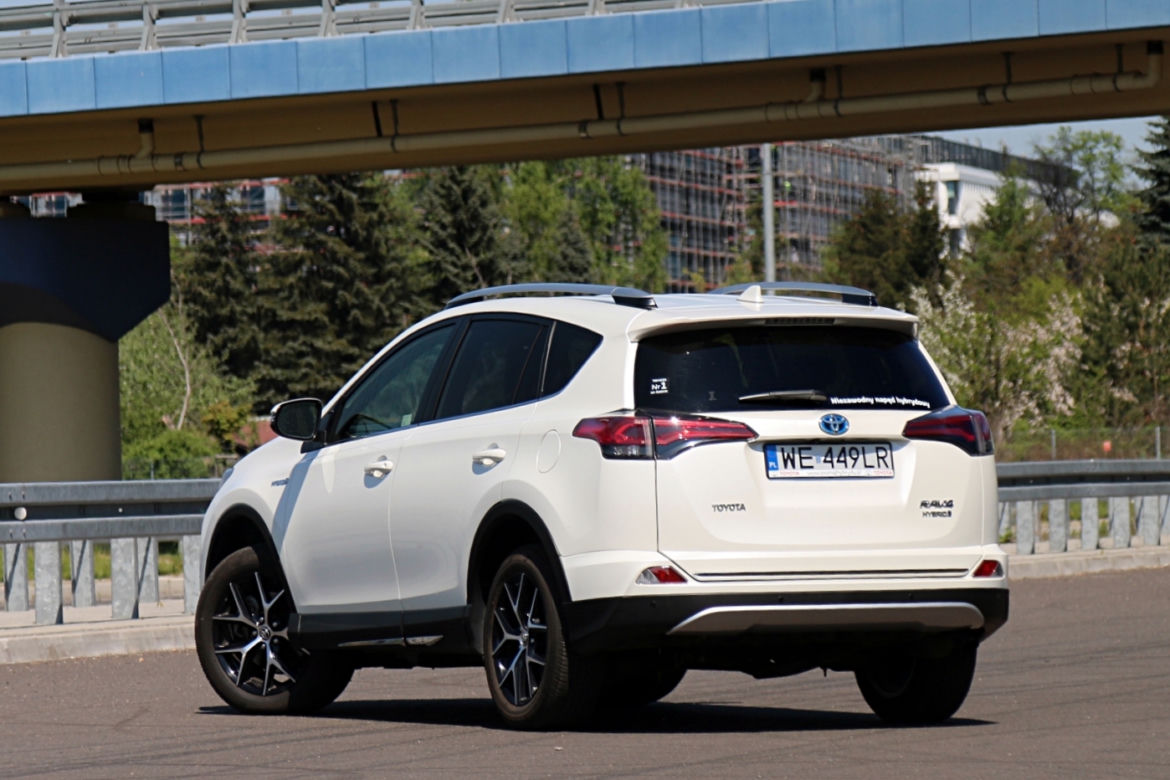 Toyota RAV4 2.5 Hybrid E-CVT 4x4