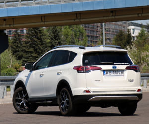 Toyota RAV4 2.5 Hybrid E-CVT 4x4