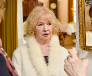 Mieszkańcy domu opieki modlą się za Halinę Kowalską