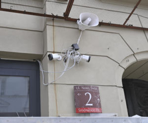 Zawalił się dwa strop w remontowanej kamienicy. Ranny robotnik