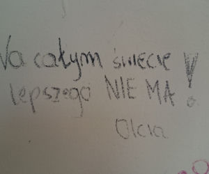 Takie wyznania zostawiają na ścianach klientki salonu!