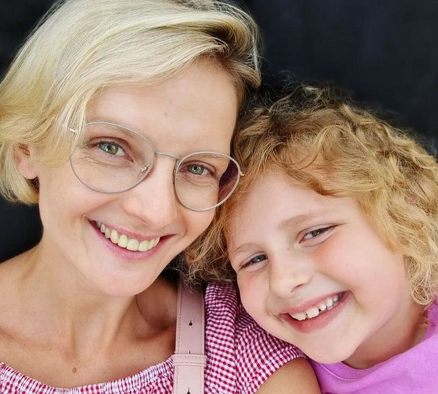 Problemy 7-letniej Poli z M jak miłość. Mama Hani Nowosielskiej ujawniła co się z nią dzieje na obozie - ZDJĘCIA