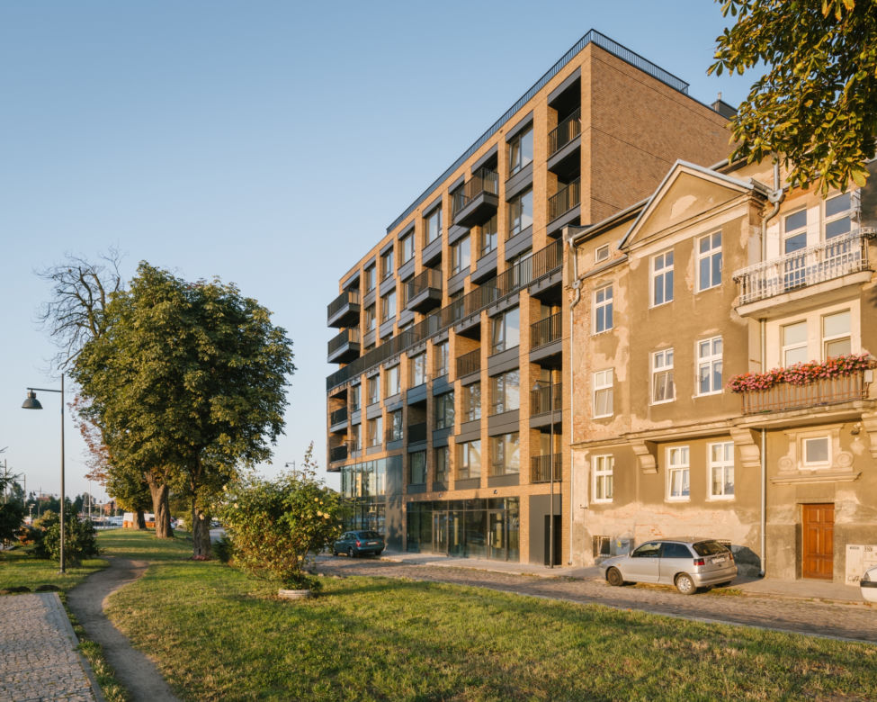 Chlebova Apartamenty nad brzegiem Motławy, w miejscu drugiej przemysłowej Fabryki Chleba w Gdańsku