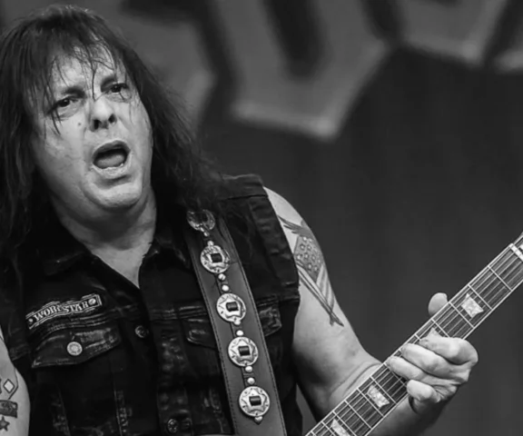 Ross The Boss nie żyje. Były gitarzysta Manowar miał 72 lata