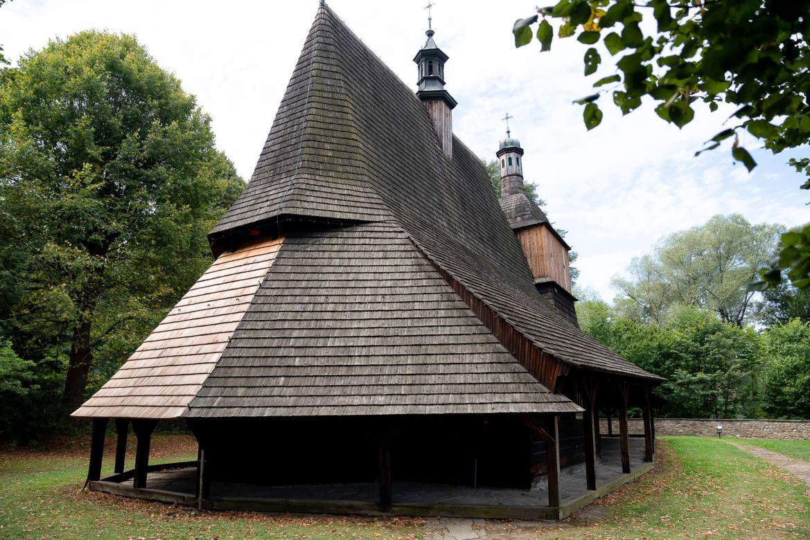 Gorlice – magiczne wrota do Beskidu Niskiego. Co warto zobaczyć?