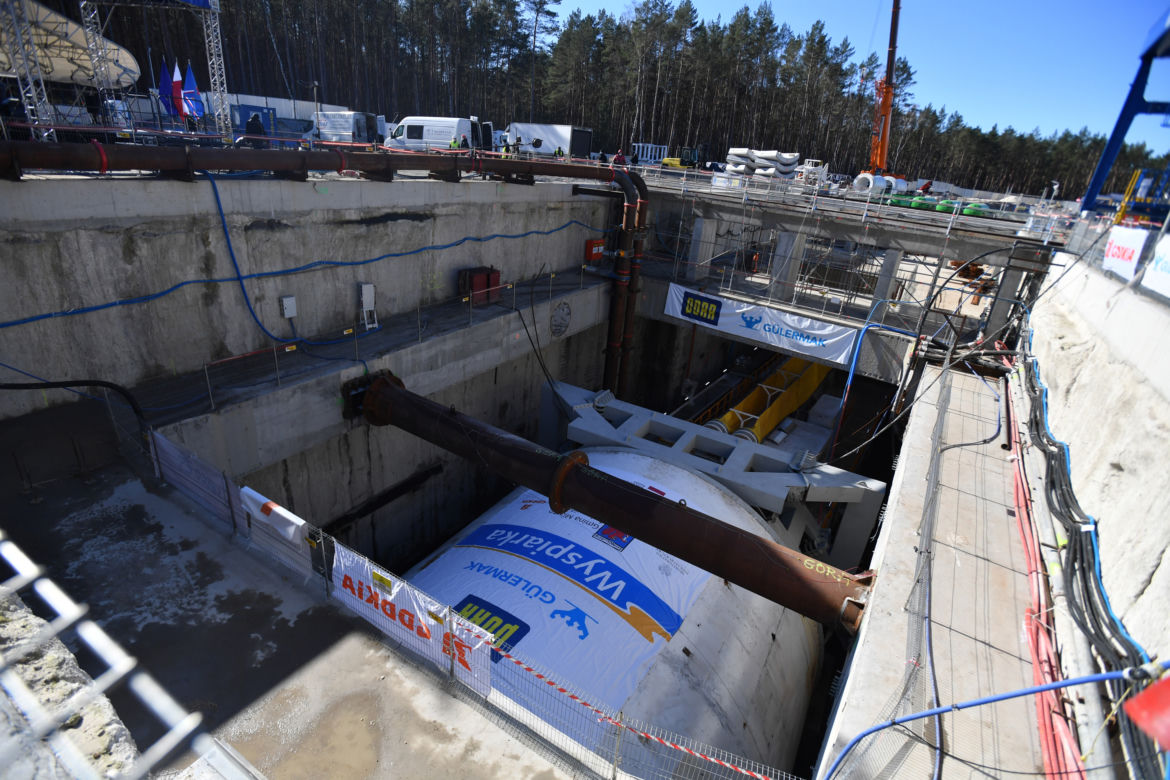 Świnoujście: Rozpoczęcie wiercenia tunelu 