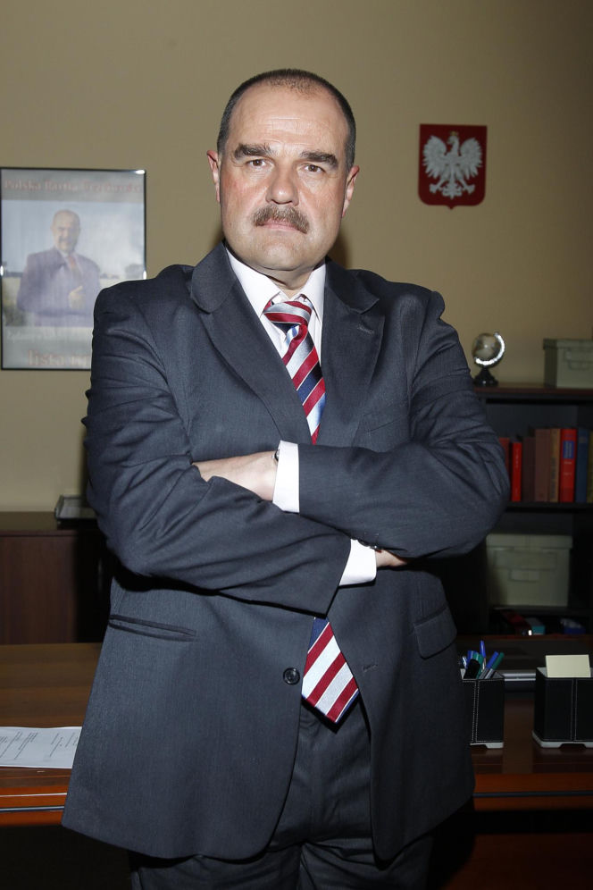Tak Cezary Żak wyglądał na początku kariery. Niezwykła metamorfoza gwiazdora "Miodowych lat"