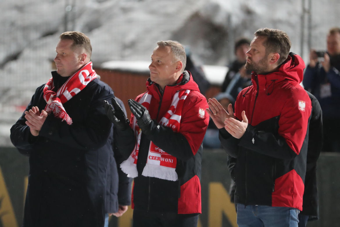 Prezydent Duda kibicował polskim skoczkom podczas PŚ w Zakopanem