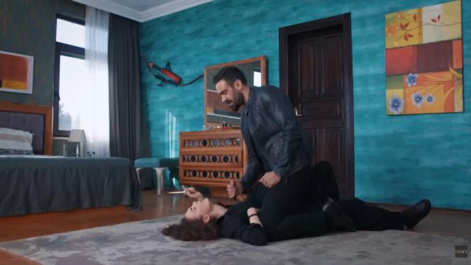 Dziedzictwo, odc. 852. Nana, Acar