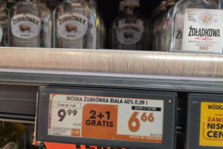 Lekarze oburzeni promocją alkoholu w Biedronce